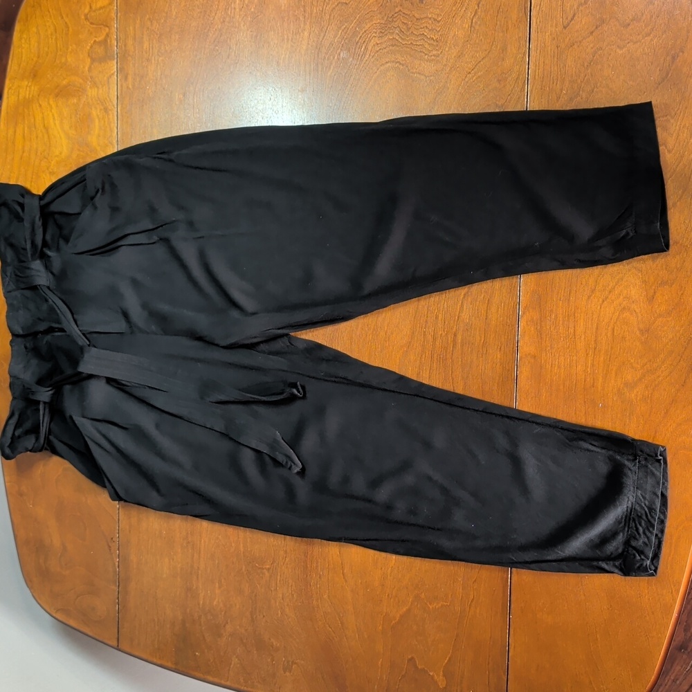 Guess Black Cropped Belted Viscose Women's Pants Size 10